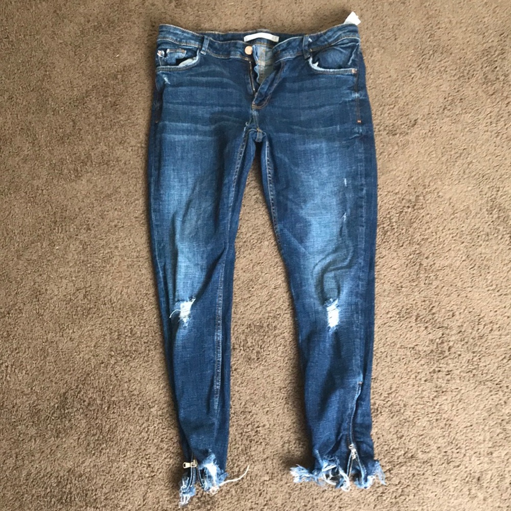 Distressed jean